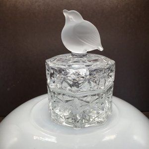 Clear glass 8 Sided Trinket Box with Frosted Bird on Lid